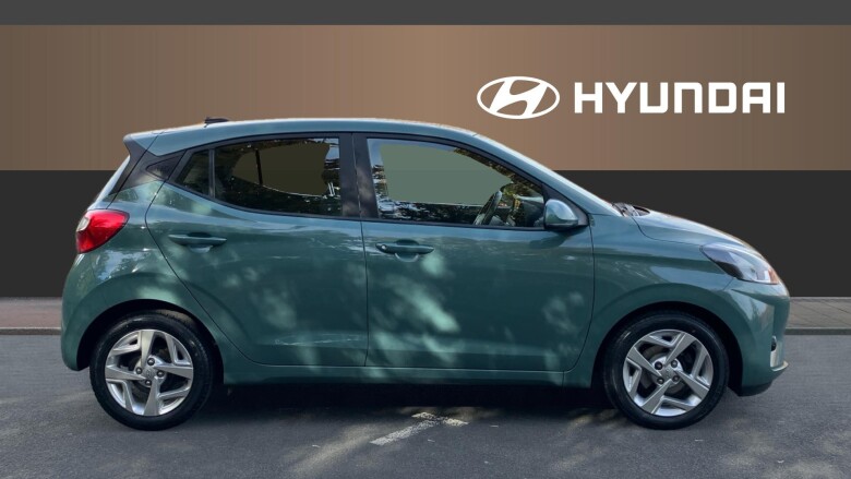 Hyundai i10 1.0 MPi SE Connect 5dr Petrol Hatchback